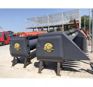 Жатка соняшникова 7,4 (м.) з МПН (Польща) Жатка соняшникова 7,4 (м.) з МПН (Польща)